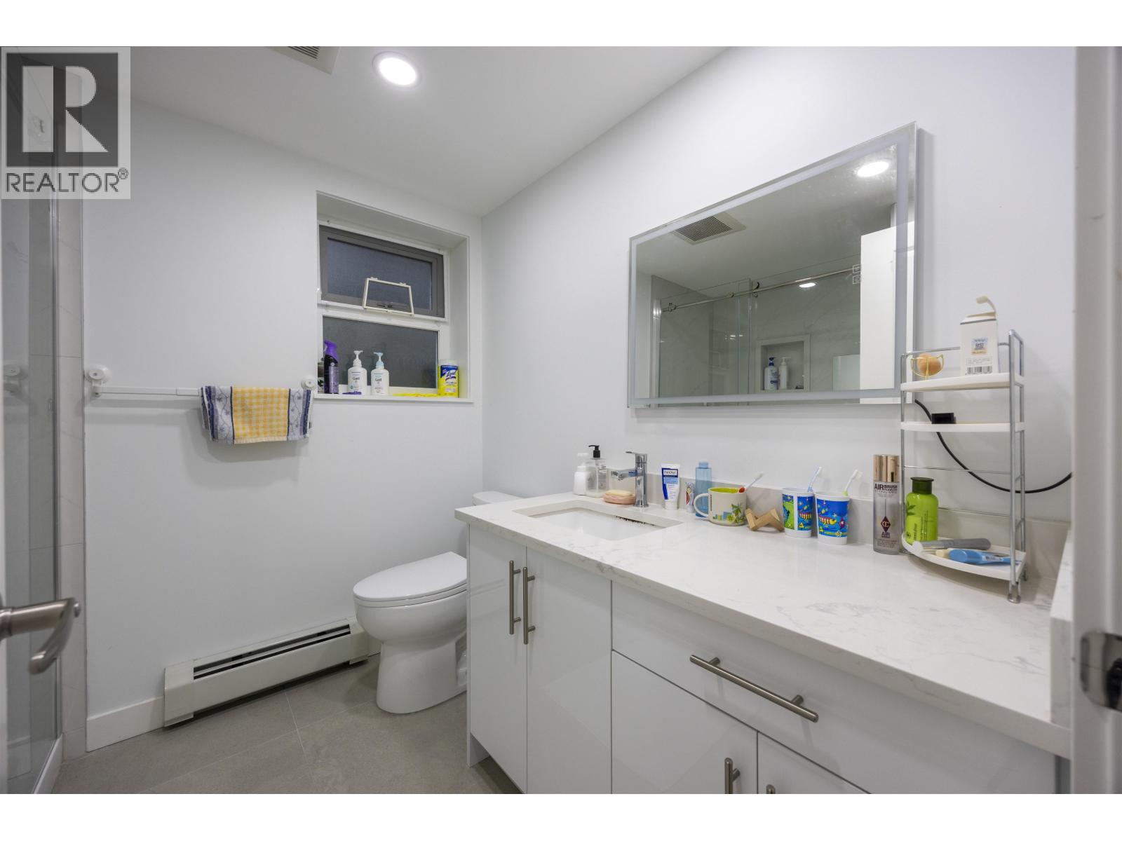 3881 Napier Street, Burnaby, British Columbia  V5C 3E6 - Photo 6 - R3072780