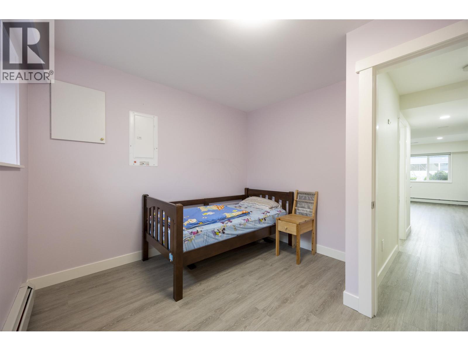 3881 Napier Street, Burnaby, British Columbia  V5C 3E6 - Photo 7 - R3072780