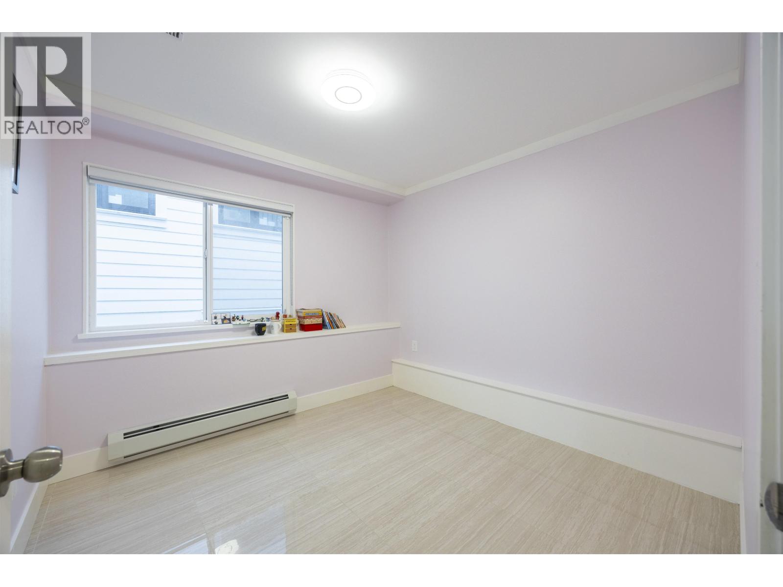 3881 Napier Street, Burnaby, British Columbia  V5C 3E6 - Photo 11 - R3072780