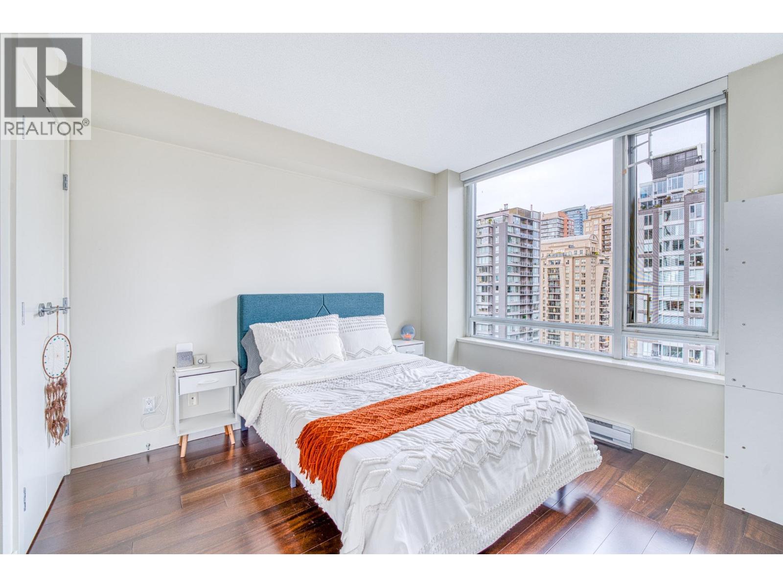 1807 1088 Richards Street, Vancouver, British Columbia  V6B 0J8 - Photo 20 - R3071204