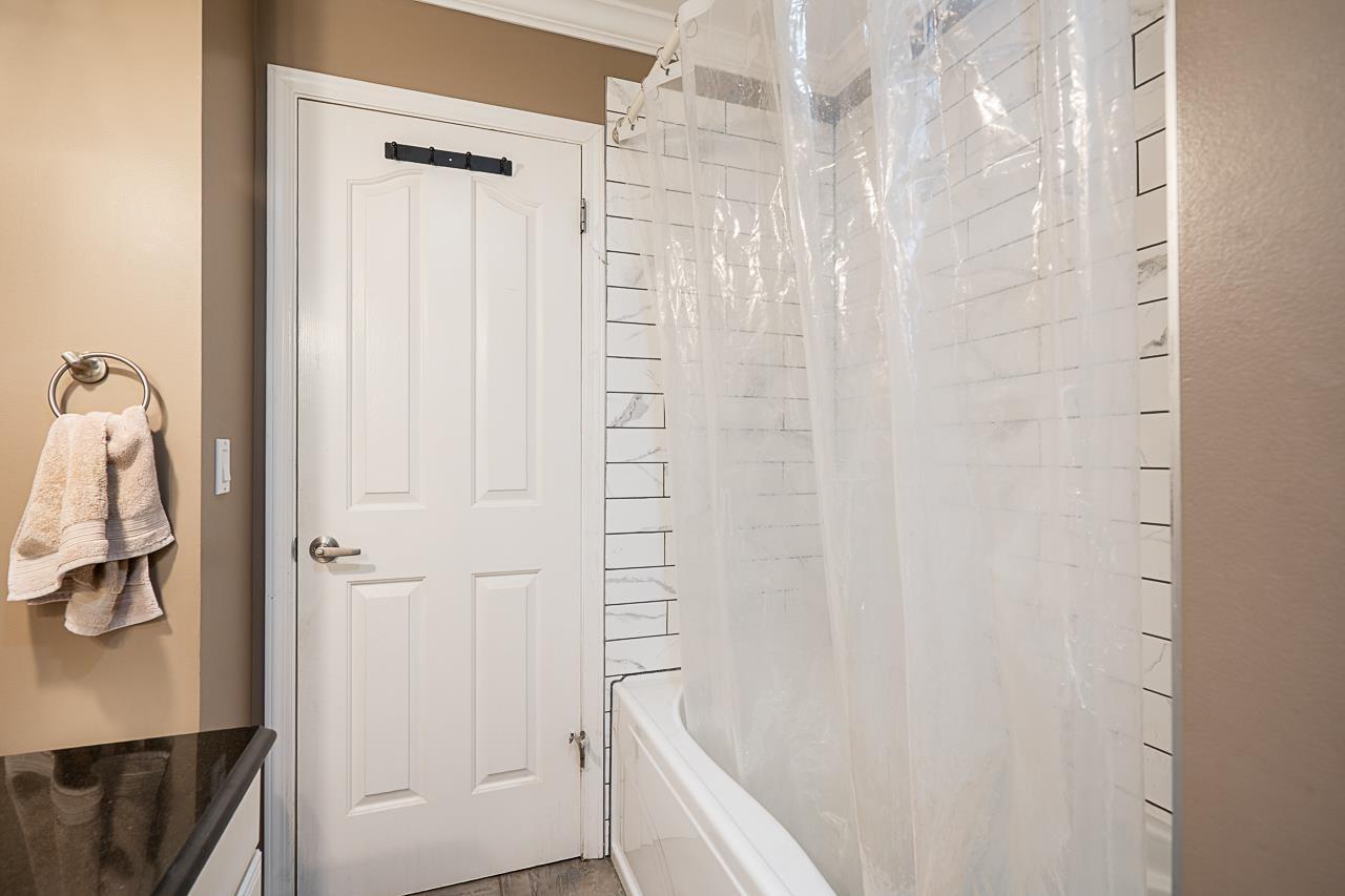 20510 48a Avenue, Langley, British Columbia  V3A 3P3 - Photo 14 - R3072849