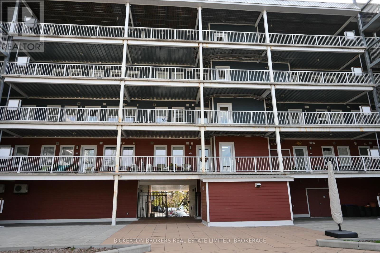 207 - 130 WATER STREET, gananoque, Ontario