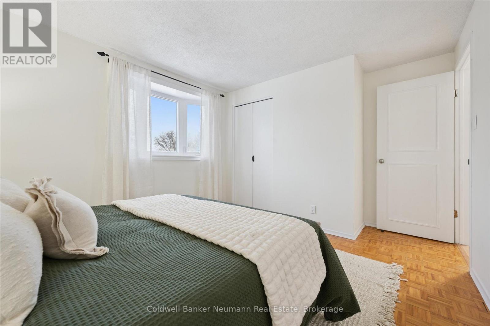 150 Applewood Crescent, Guelph (Junction/onward Willow), Ontario  N1H 6B7 - Photo 18 - X12611834