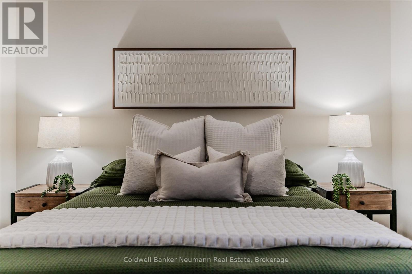 150 Applewood Crescent, Guelph (Junction/onward Willow), Ontario  N1H 6B7 - Photo 34 - X12611834