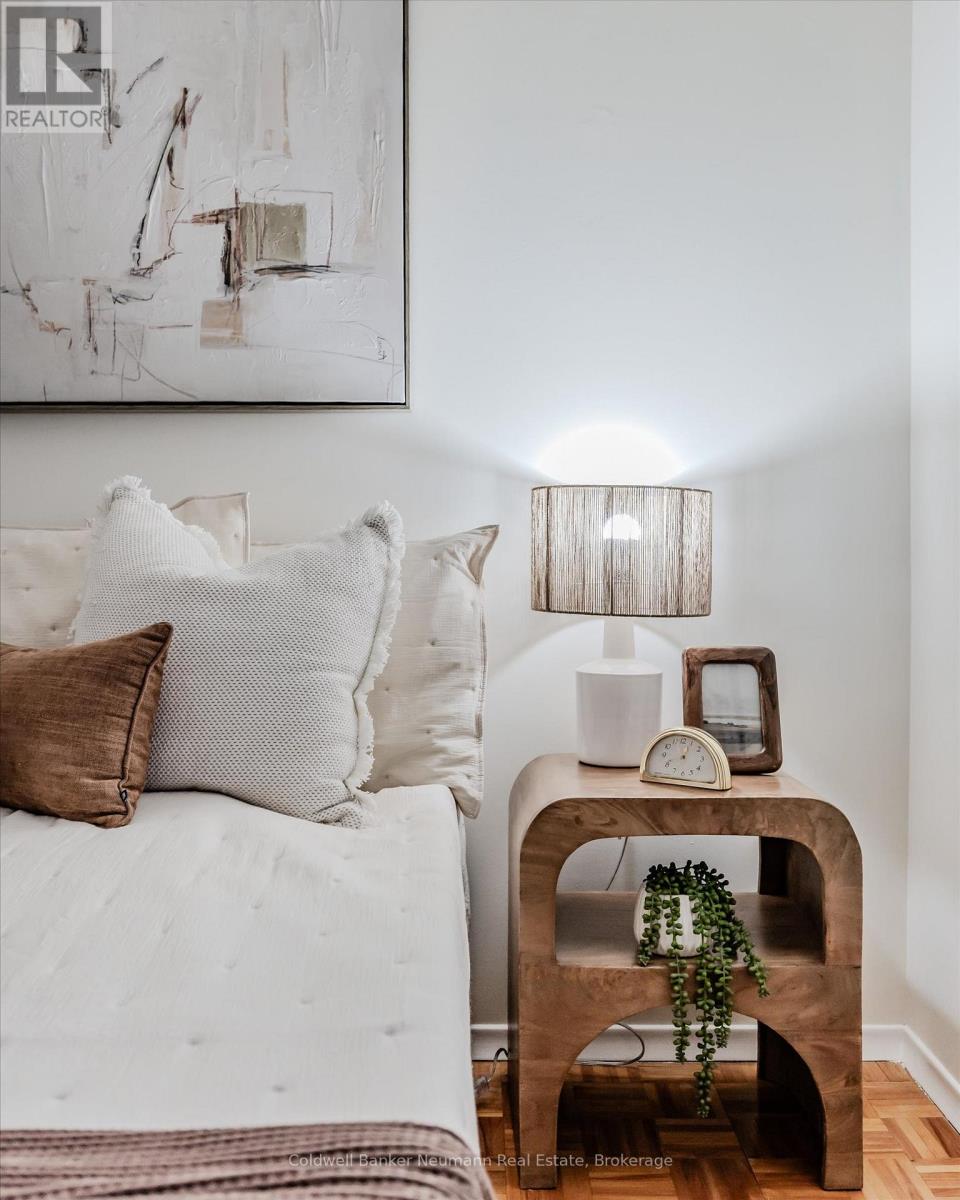 150 Applewood Crescent, Guelph (Junction/onward Willow), Ontario  N1H 6B7 - Photo 35 - X12611834