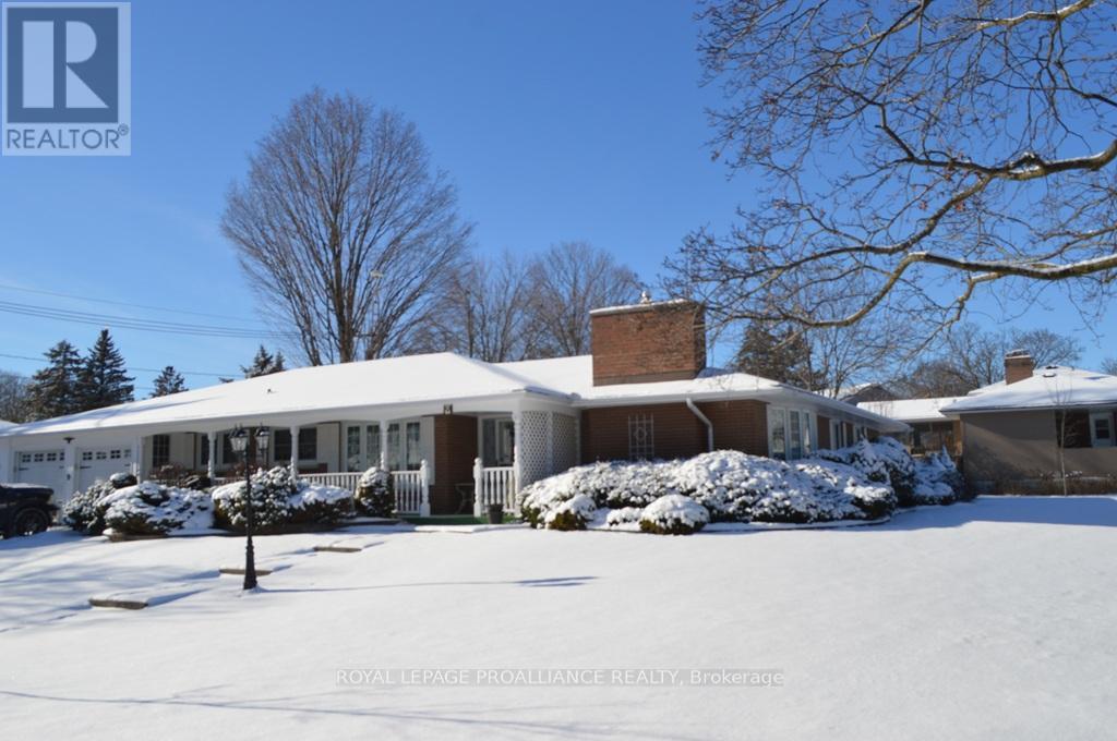 9 Parkview Heights, Quinte West, Ontario  K8V 5L9 - Photo 1 - X12611860