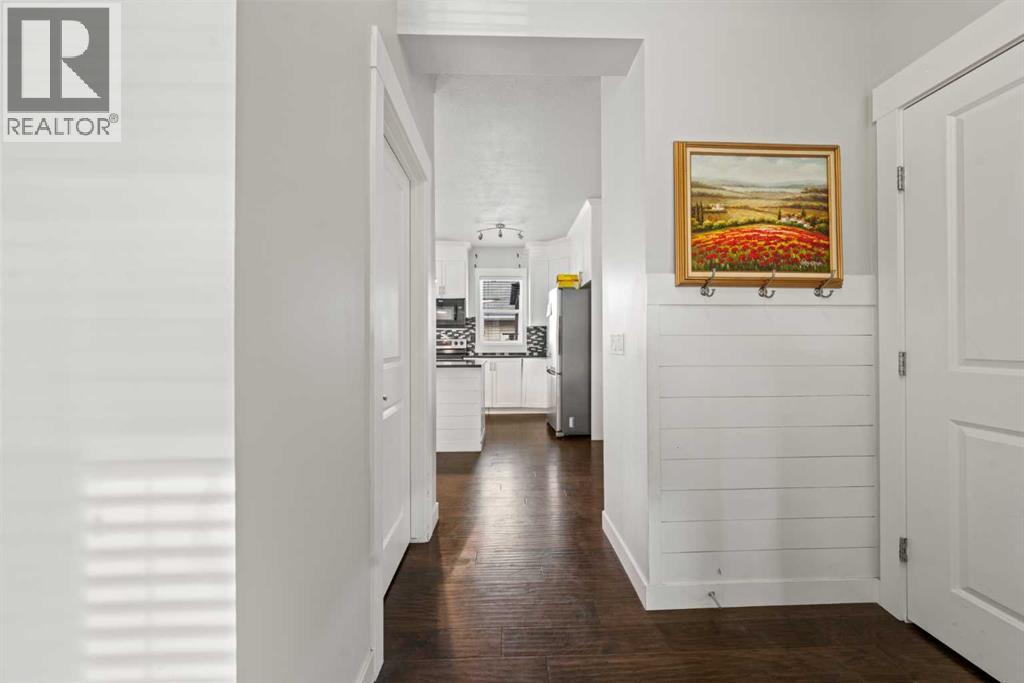 161 Rainbow Falls Glen, Chestermere, Alberta  T1X 0S5 - Photo 13 - A2273175