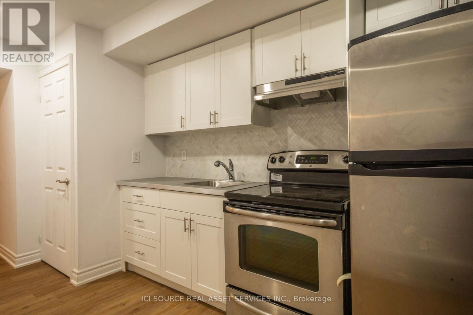 5 - 96 Markham Street, Toronto, Ontario  M6J 2G5 - Photo 2 - C12605952