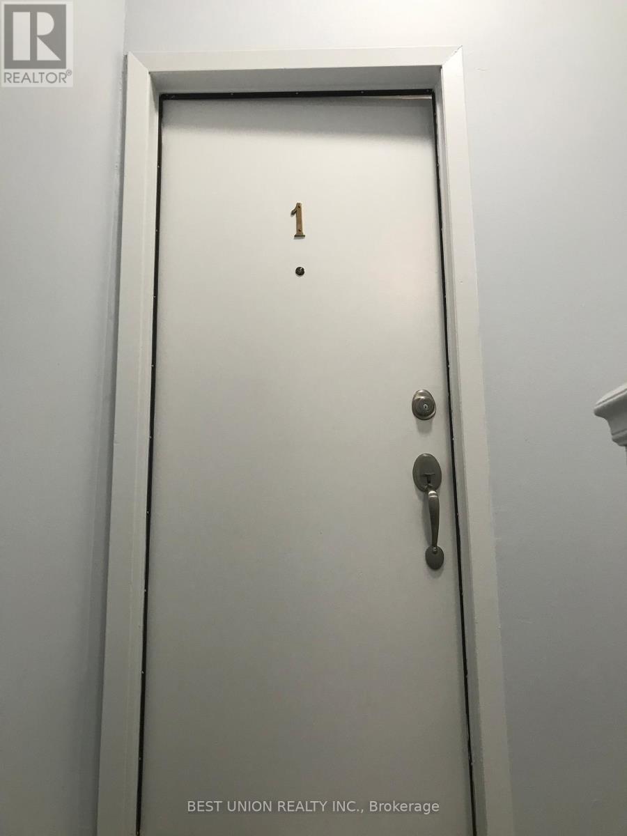 Unit 1 - Unit 1 523 Parliament Street, Toronto, Ontario  M4X 1P3 - Photo 2 - C12611884