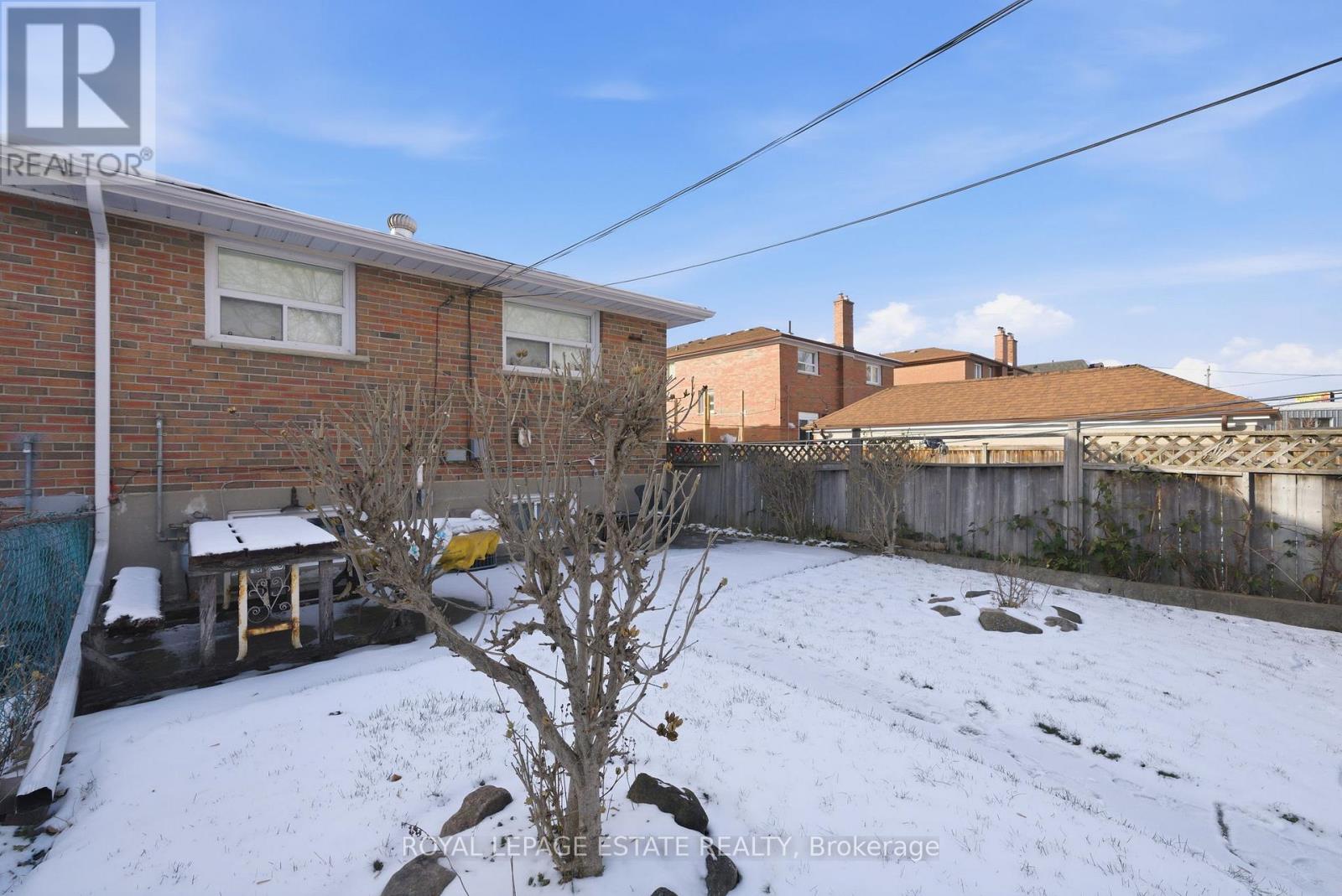 73a North Bonnington Avenue, Toronto, Ontario  M1K 1X5 - Photo 31 - E12611830