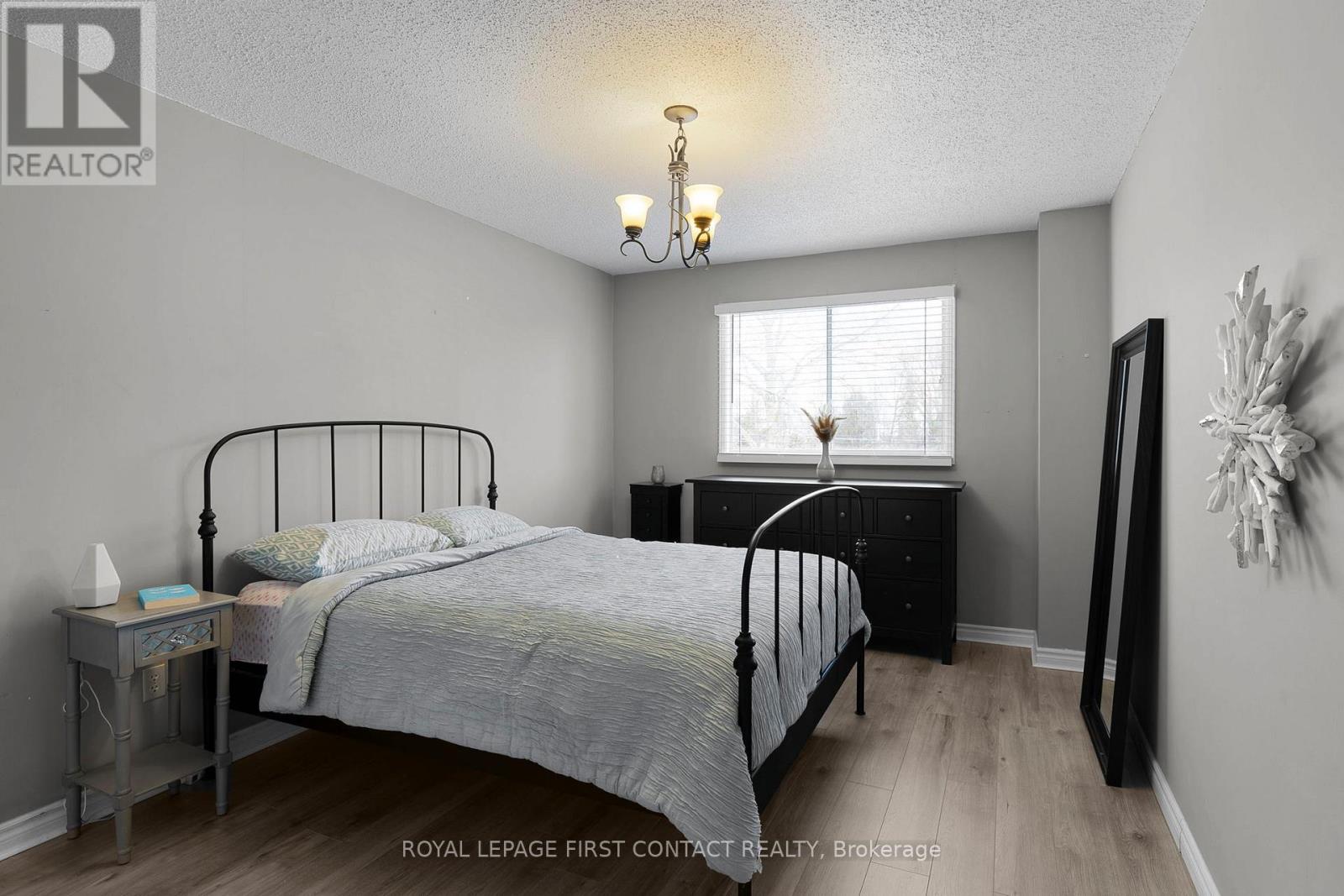 950 Linden Street, Innisfil, Ontario  L9S 1W6 - Photo 30 - N12611862