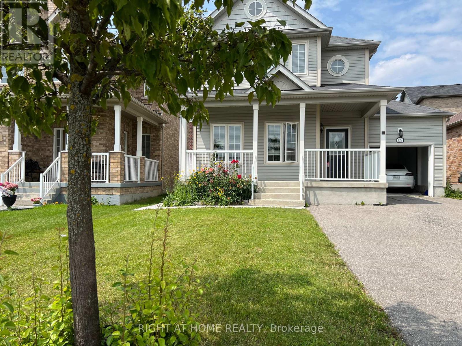 122 LAURENDALE AVENUE, Georgina, Ontario