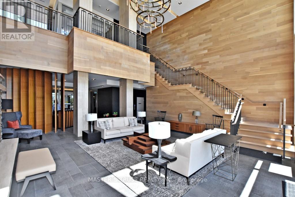 307 - 15 Stollery Pond Crescent, Markham, Ontario  L6C 0Y4 - Photo 4 - N12611880