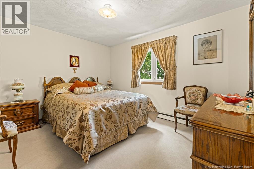 161 Hennessey, Moncton, New Brunswick E1A 5P2 - Photo 17 - NB131119