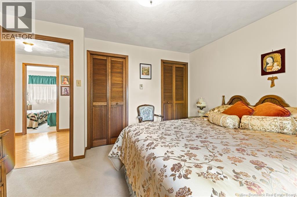161 Hennessey, Moncton, New Brunswick E1A 5P2 - Photo 18 - NB131119