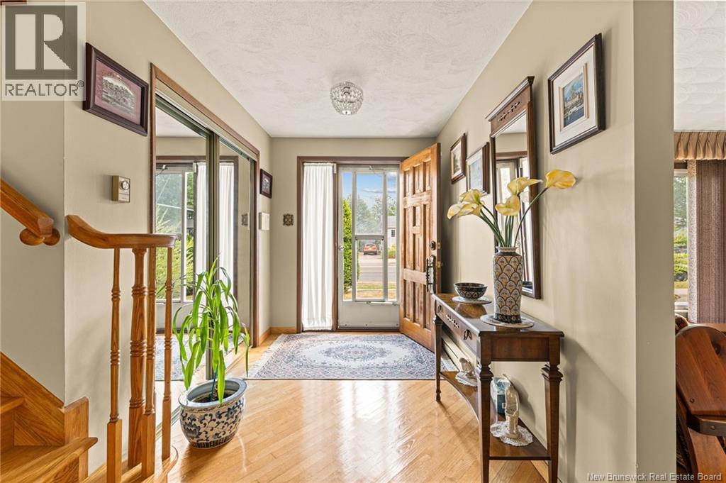 161 Hennessey, Moncton, New Brunswick E1A 5P2 - Photo 3 - NB131119