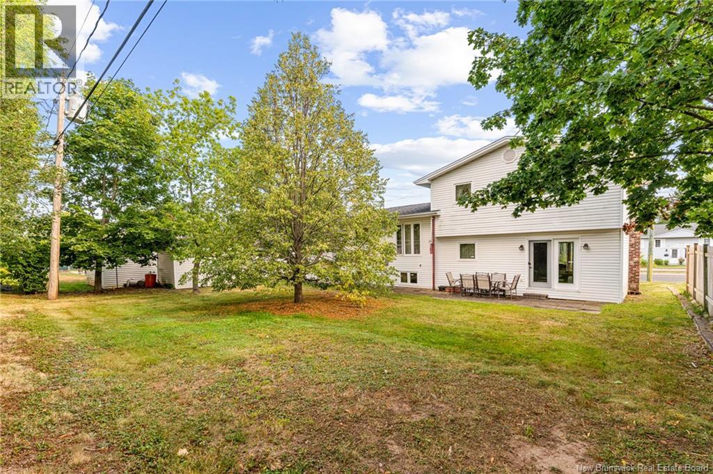 161 Hennessey, Moncton, New Brunswick E1A 5P2 - Photo 42 - NB131119