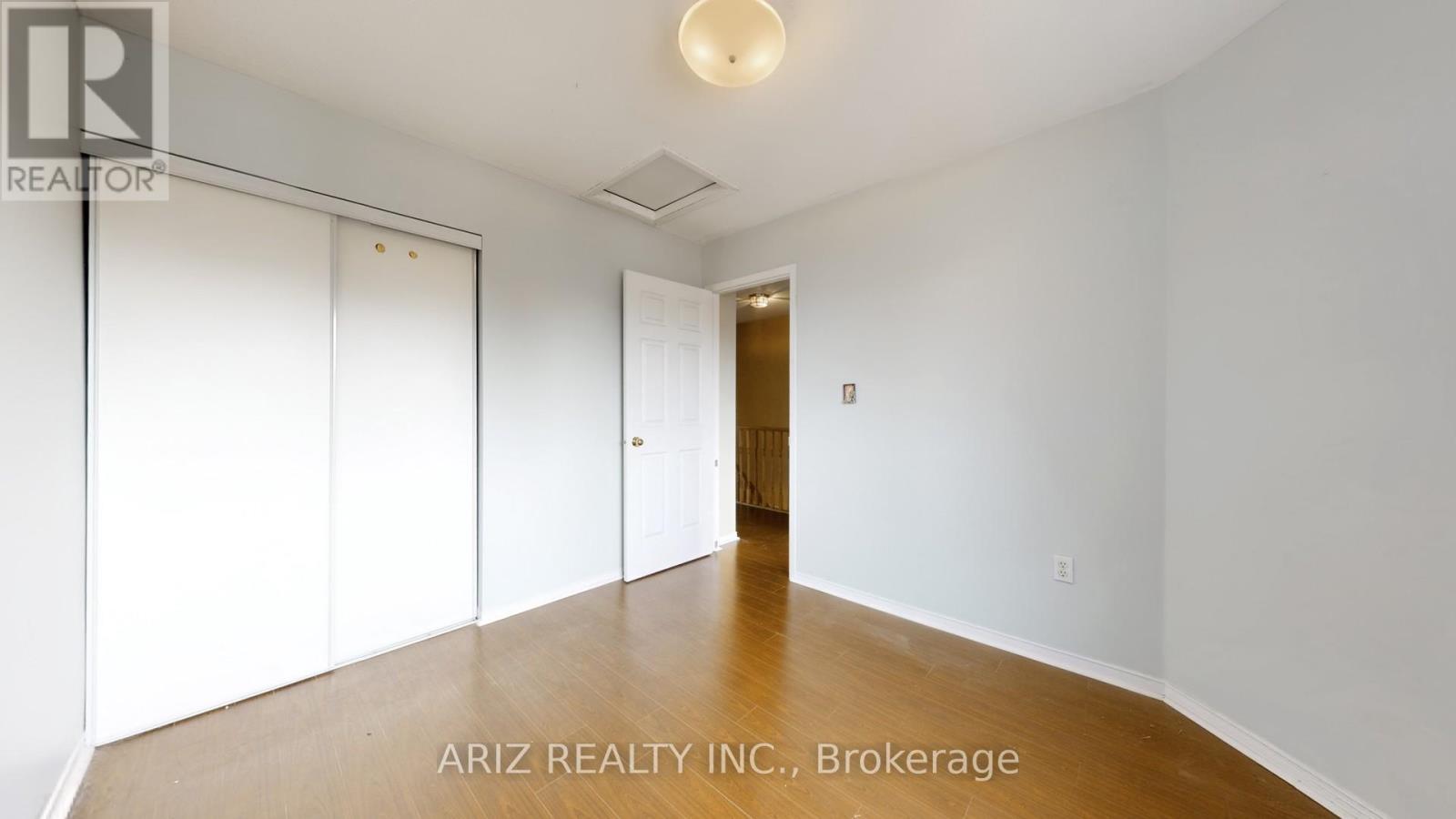 3360 Scotch Pine Gate, Mississauga, Ontario L5N 7M9 - Photo 14 - W12611876