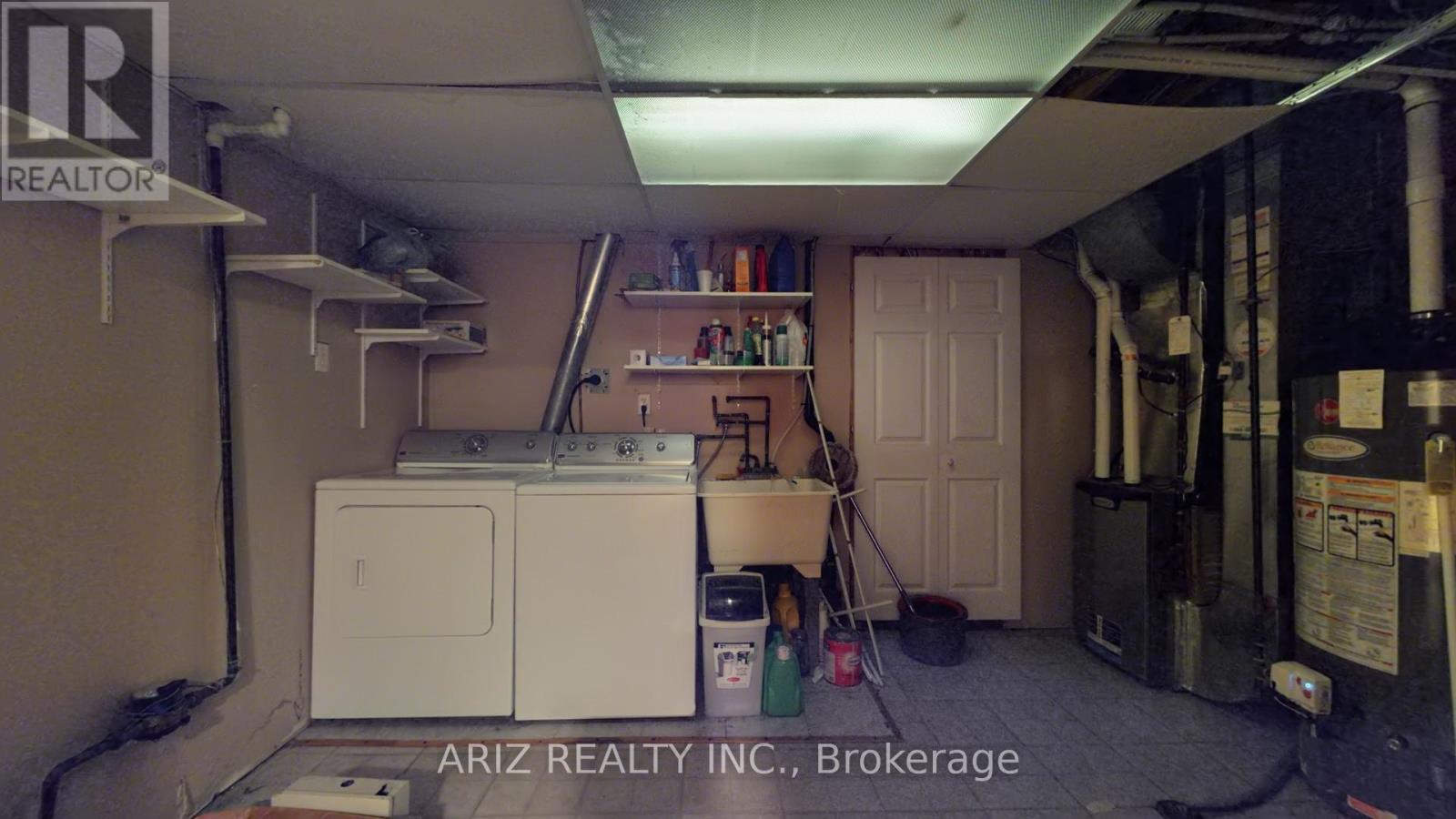 3360 Scotch Pine Gate, Mississauga, Ontario L5N 7M9 - Photo 23 - W12611876