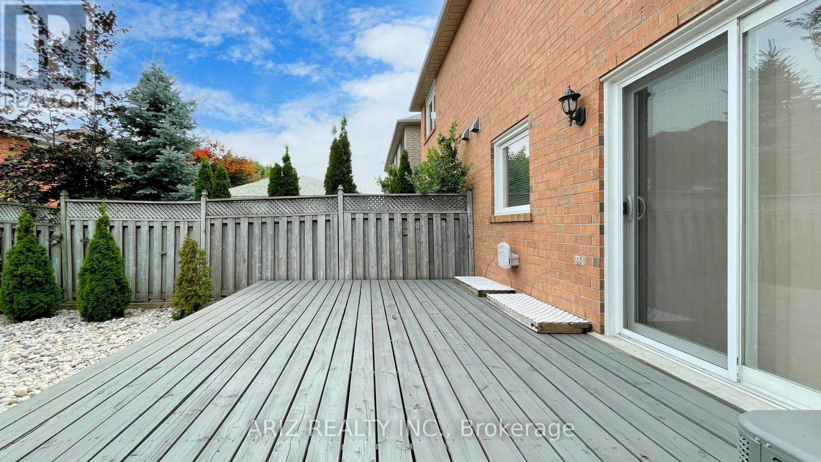 3360 Scotch Pine Gate, Mississauga, Ontario L5N 7M9 - Photo 26 - W12611876