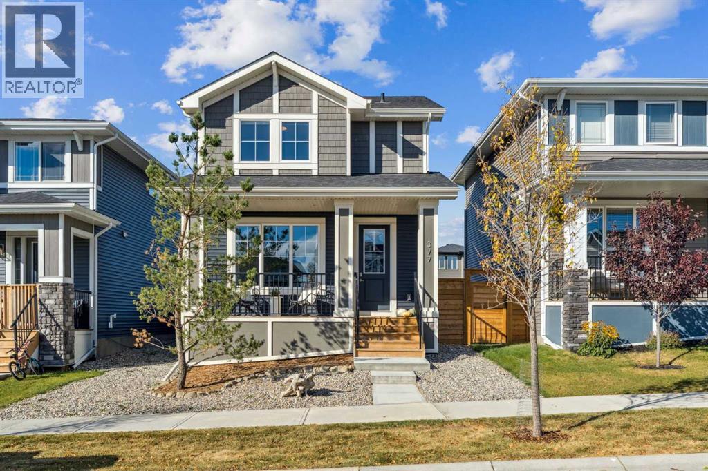 377 Sundown Road, Cochrane, Alberta