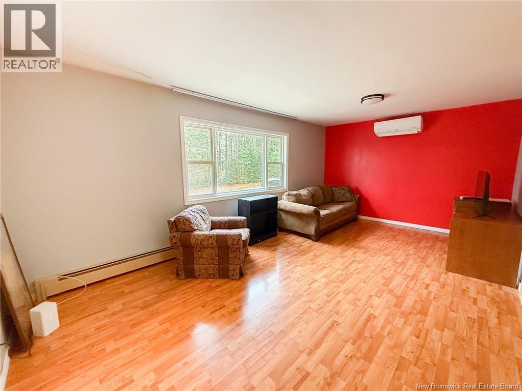 11 Birch Street, Florenceville-Bristol, New Brunswick E7L 2E7 - Photo 12 - NB131035