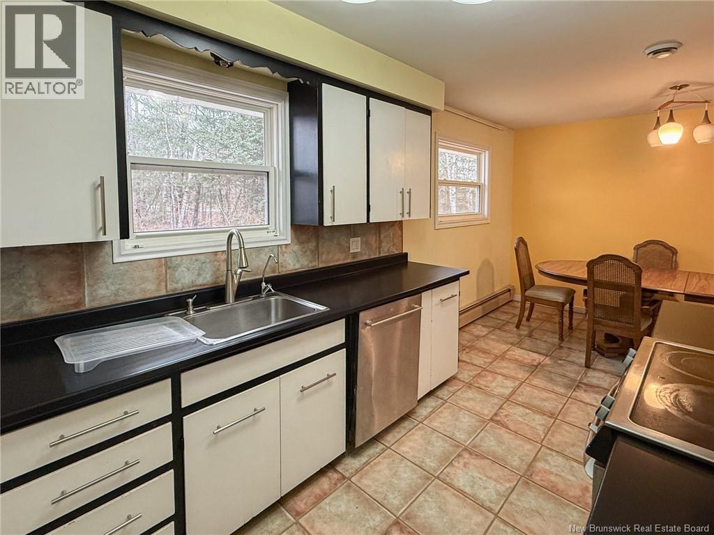 11 Birch Street, Florenceville-Bristol, New Brunswick E7L 2E7 - Photo 20 - NB131035