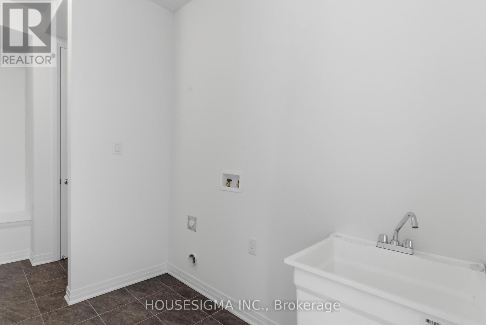 138 Aviron Crescent, Welland, Ontario  L3B 0M5 - Photo 11 - X12611828