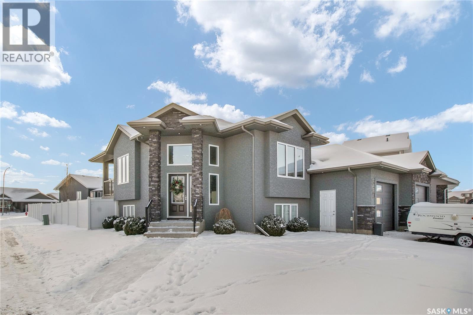 520 Couples Court, Warman, Saskatchewan  S0K 4S1 - Photo 2 - SK025383