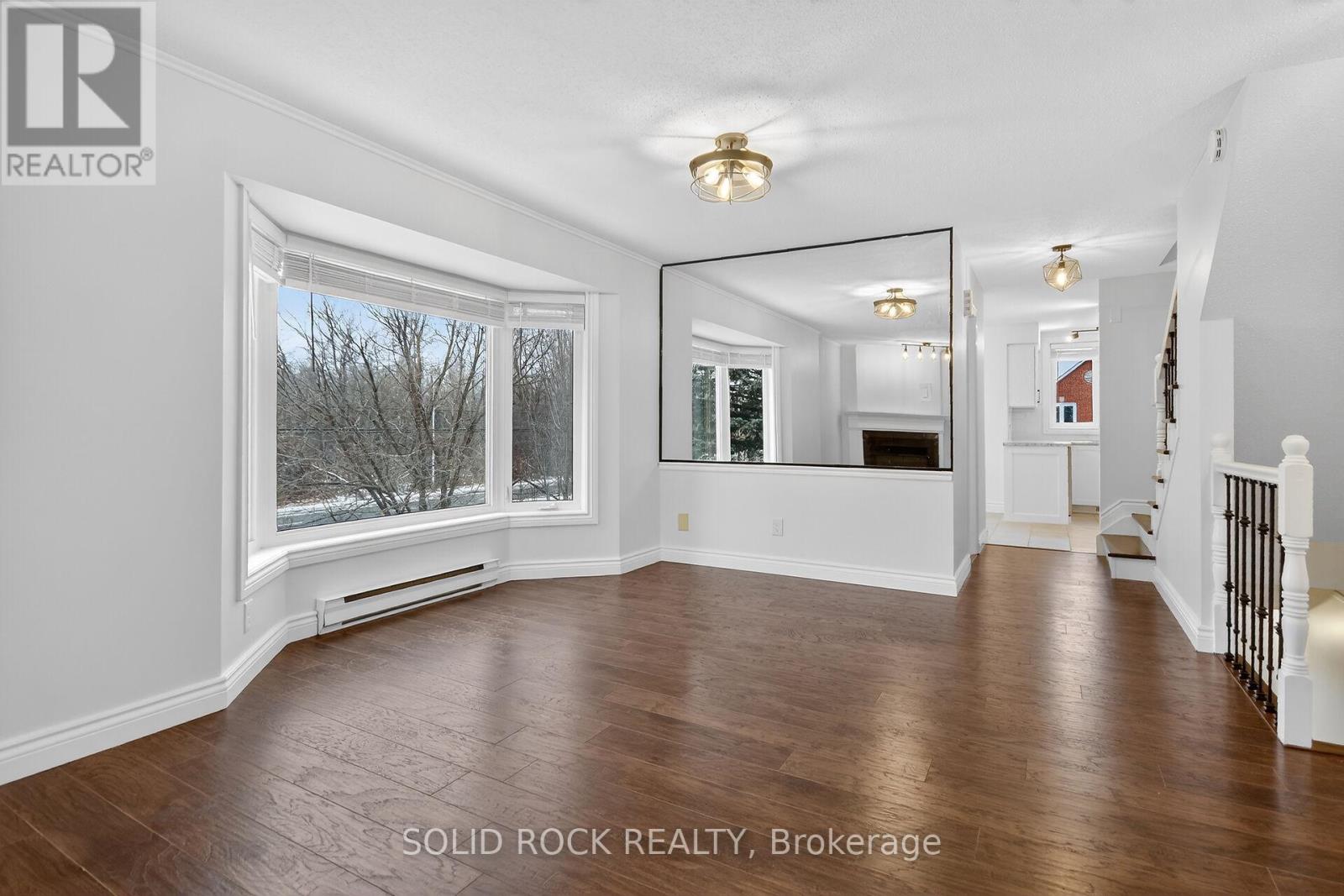 35 - 360 Briston Private, Ottawa, Ontario  K1G 5R2 - Photo 10 - X12611888