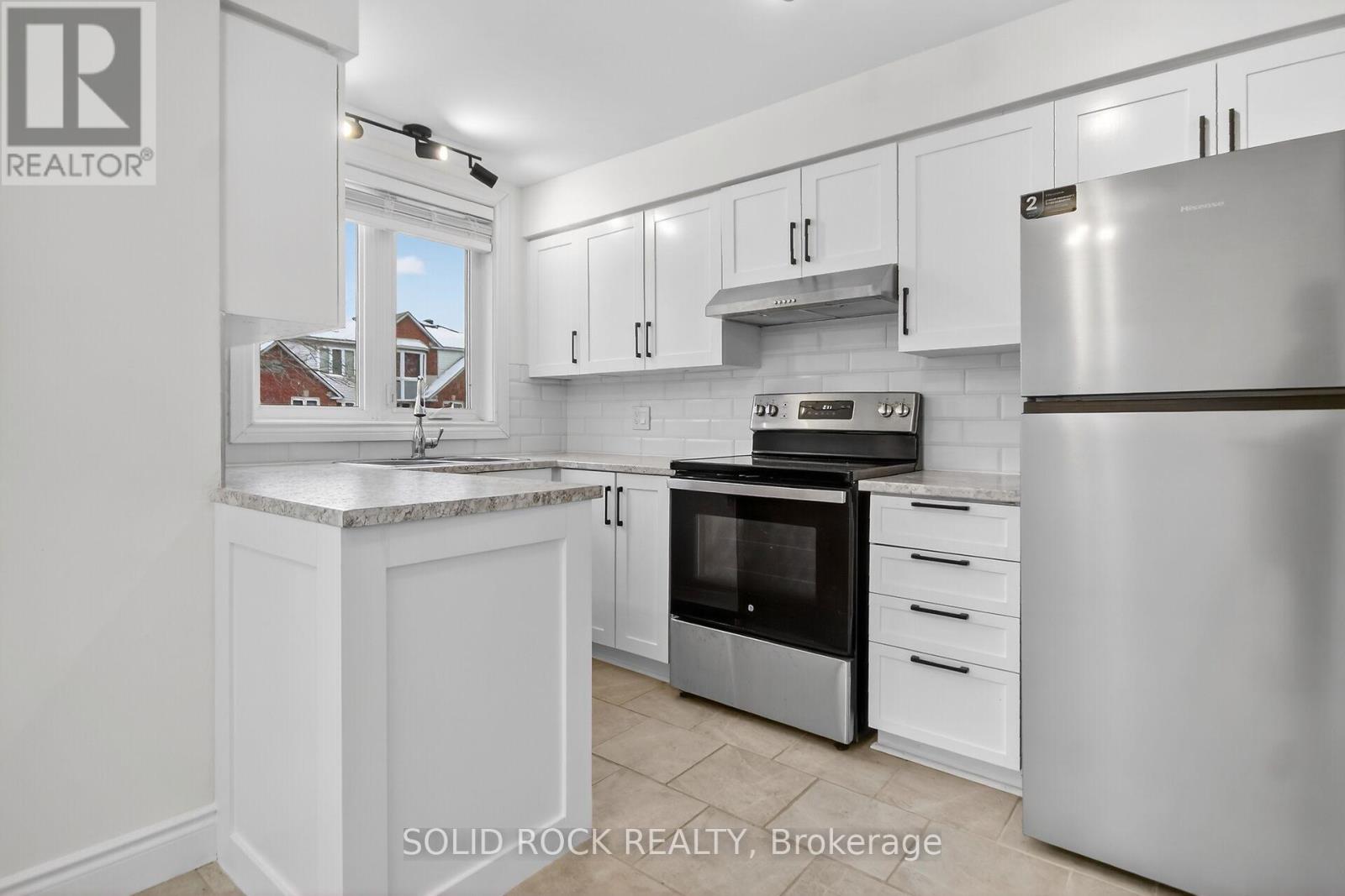 35 - 360 Briston Private, Ottawa, Ontario  K1G 5R2 - Photo 18 - X12611888