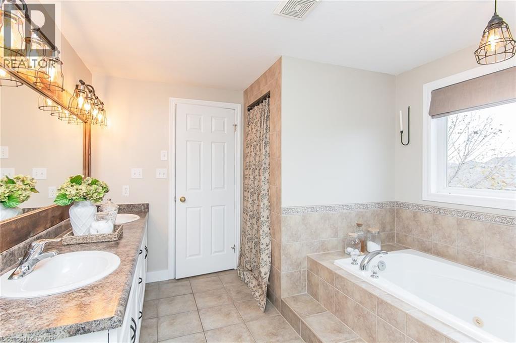 159 Country Clair Street, Kitchener, Ontario  N2A 4J7 - Photo 41 - 40792758