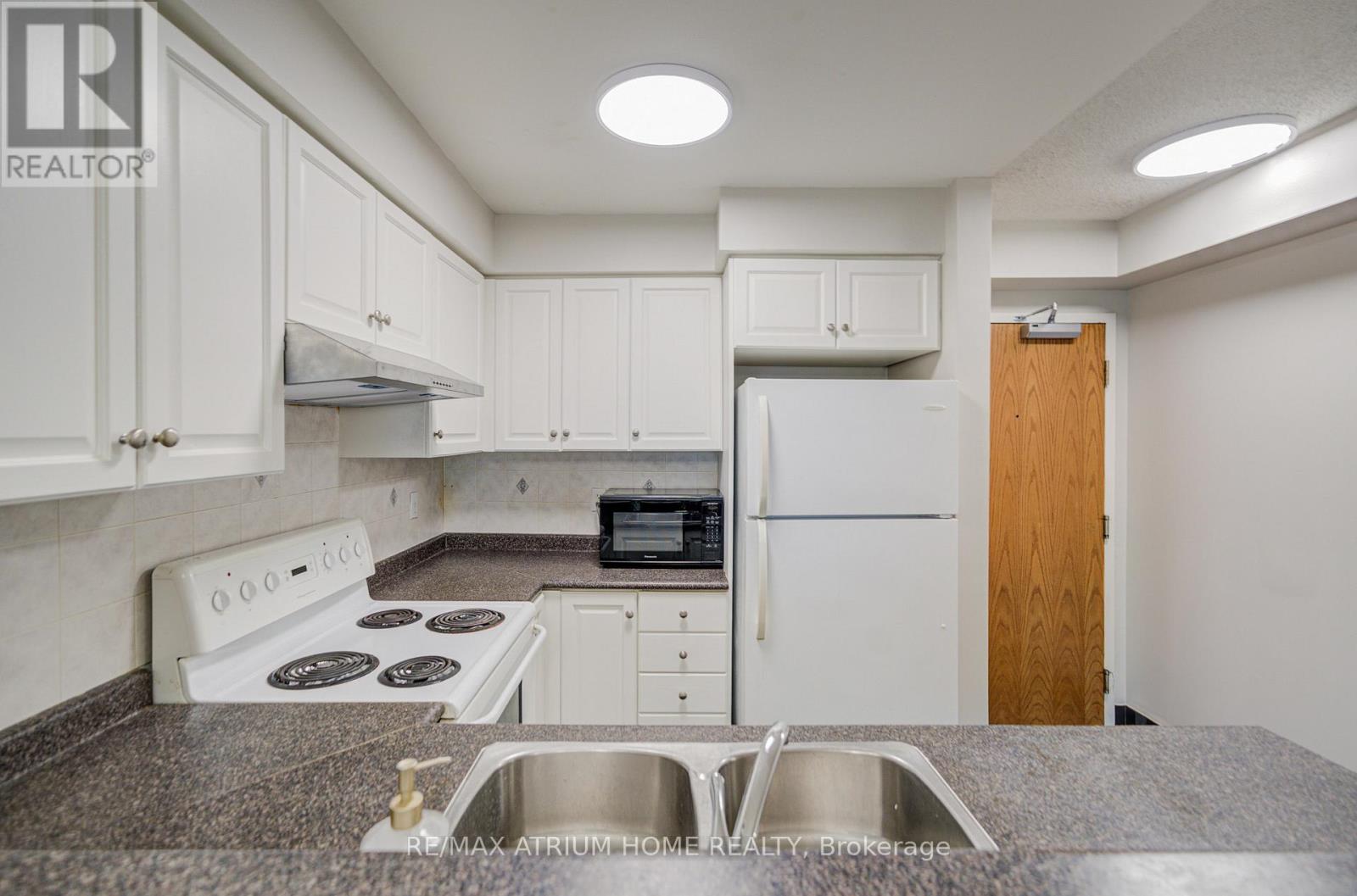 2315 - 7 Lorraine Drive, Toronto, Ontario  M2N 7H2 - Photo 8 - C12611890