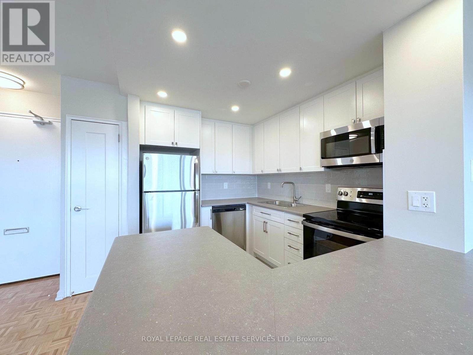 510 - 12 Rockford Road, Toronto, Ontario  M2R 3A2 - Photo 5 - C12611894