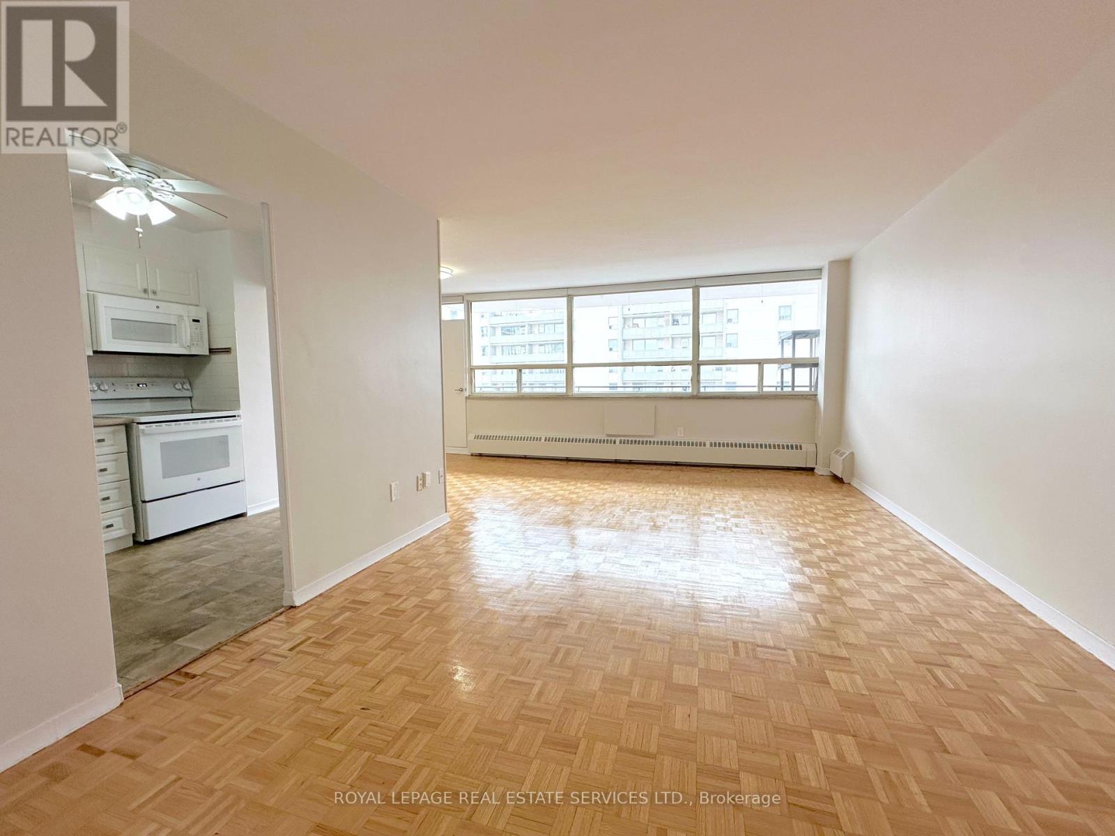 603 - 12 Rockford Road, Toronto, Ontario  M2R 3A2 - Photo 2 - C12611918