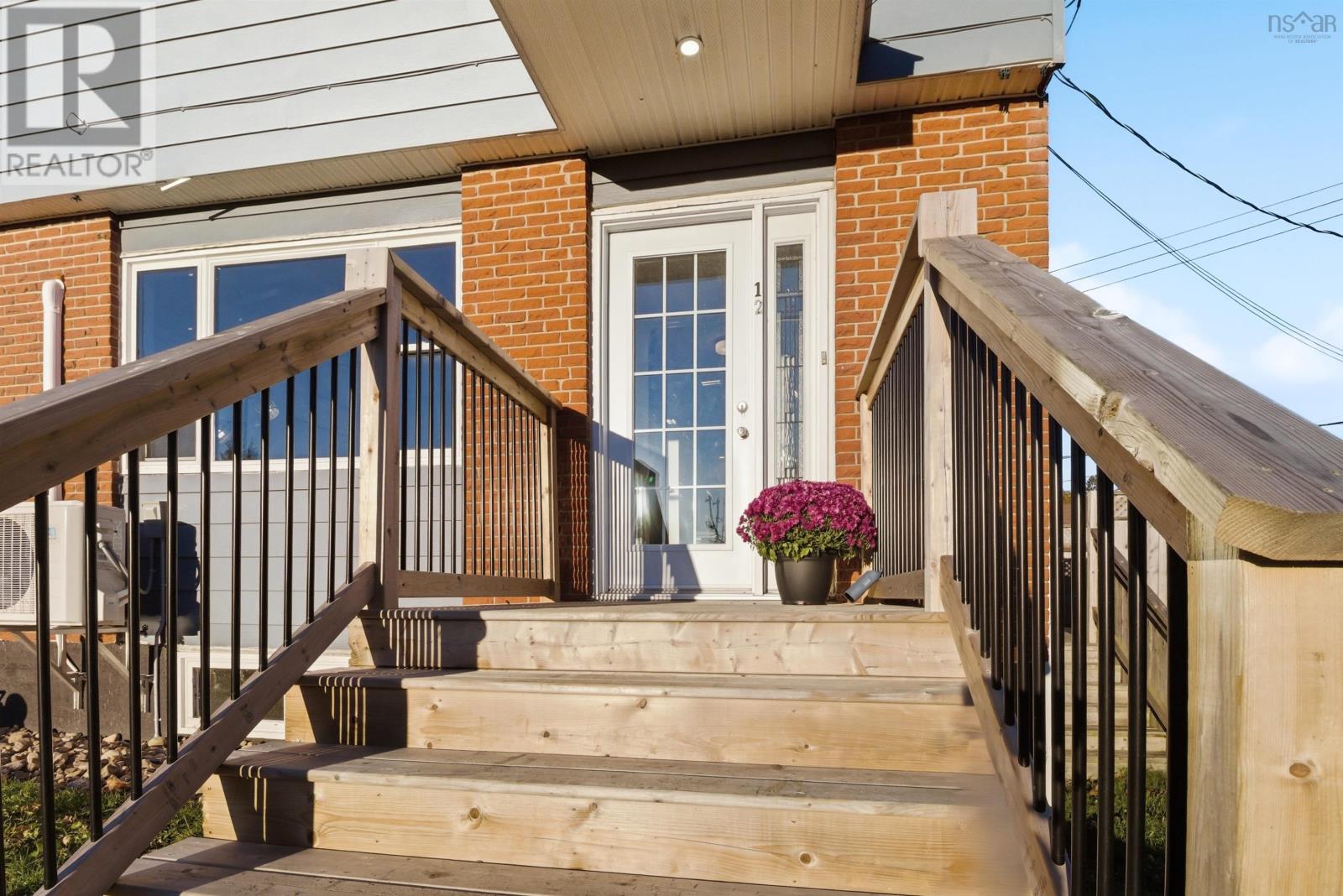 12 Frances Court, Halifax, Nova Scotia  B3R 2A3 - Photo 2 - 202527529