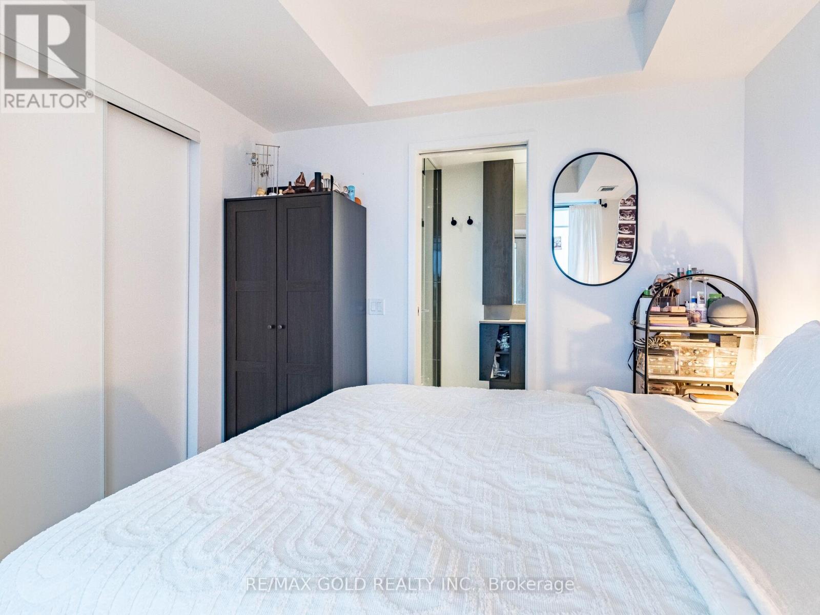 3900 Confederation Parkway, Mississauga, Ontario L5B 0M3 - Photo 20 - W12611916