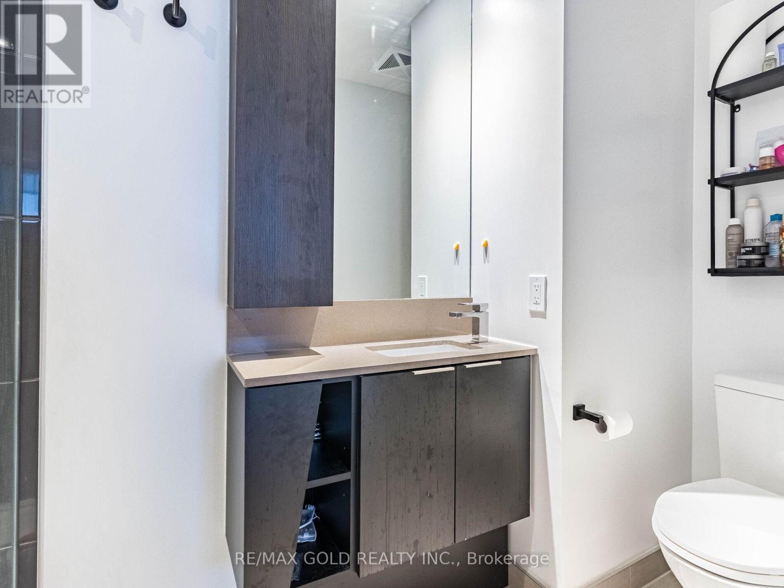 3900 Confederation Parkway, Mississauga, Ontario L5B 0M3 - Photo 21 - W12611916