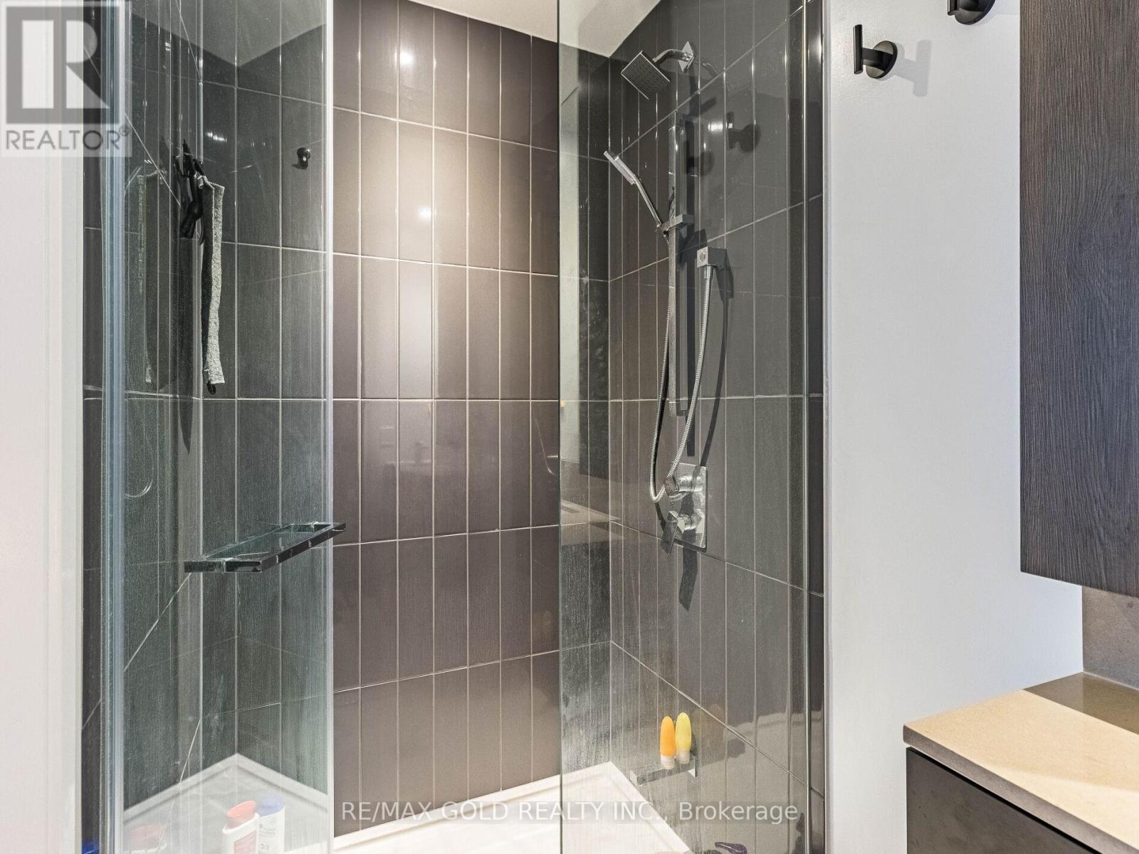 3900 Confederation Parkway, Mississauga, Ontario L5B 0M3 - Photo 23 - W12611916