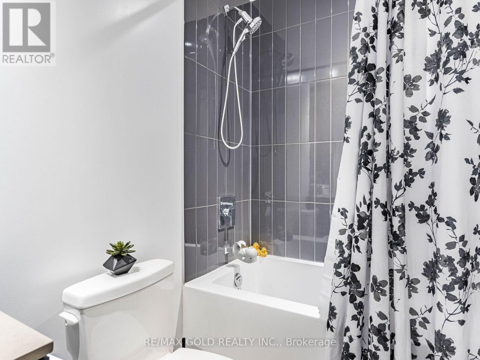 3900 Confederation Parkway, Mississauga, Ontario L5B 0M3 - Photo 29 - W12611916