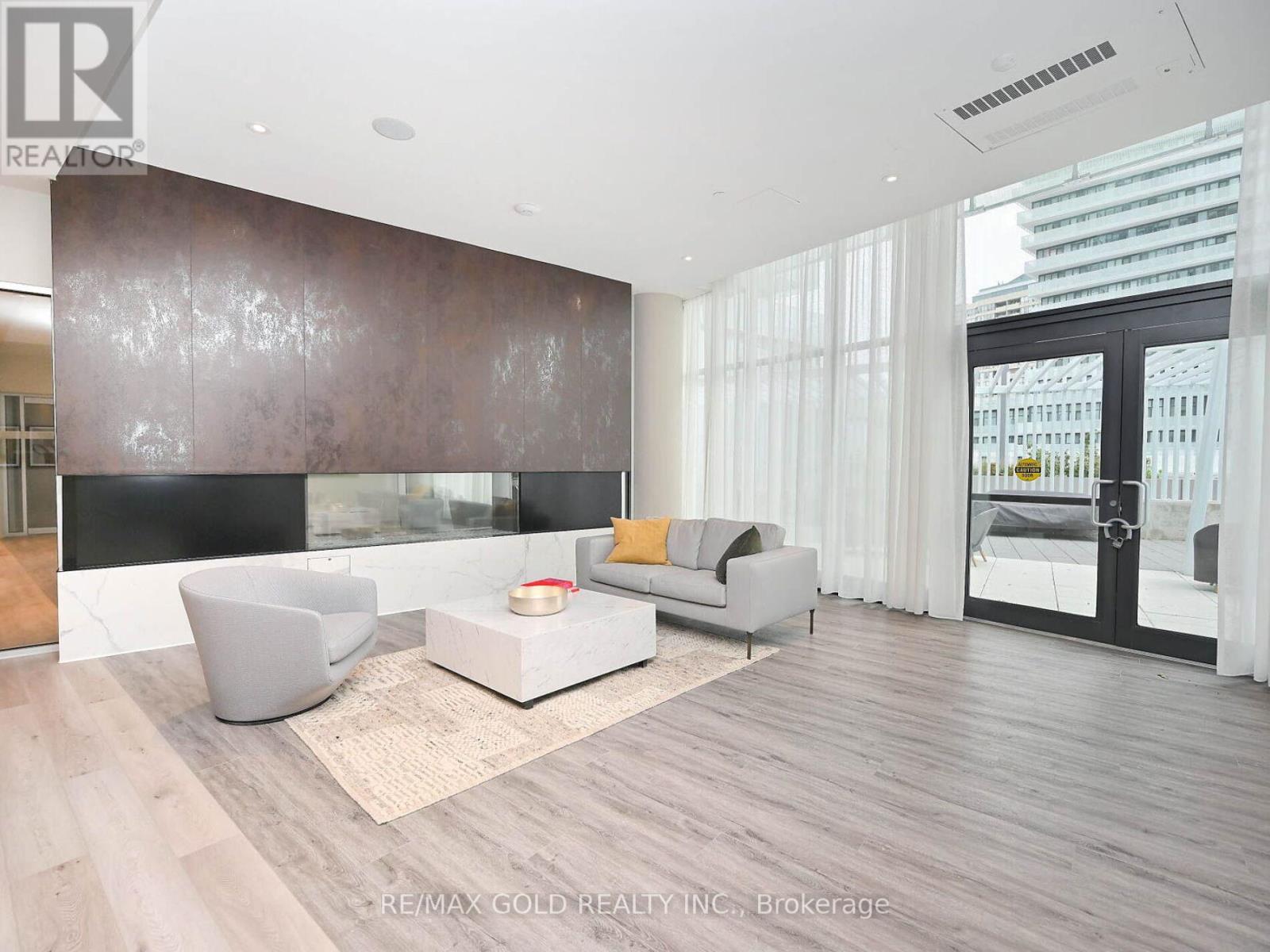 3900 Confederation Parkway, Mississauga, Ontario L5B 0M3 - Photo 42 - W12611916