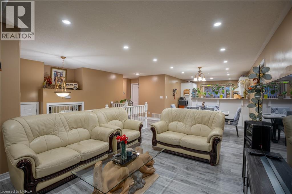 53 Mission Road, Brantford, Ontario  N3S 0A3 - Photo 12 - 40788587