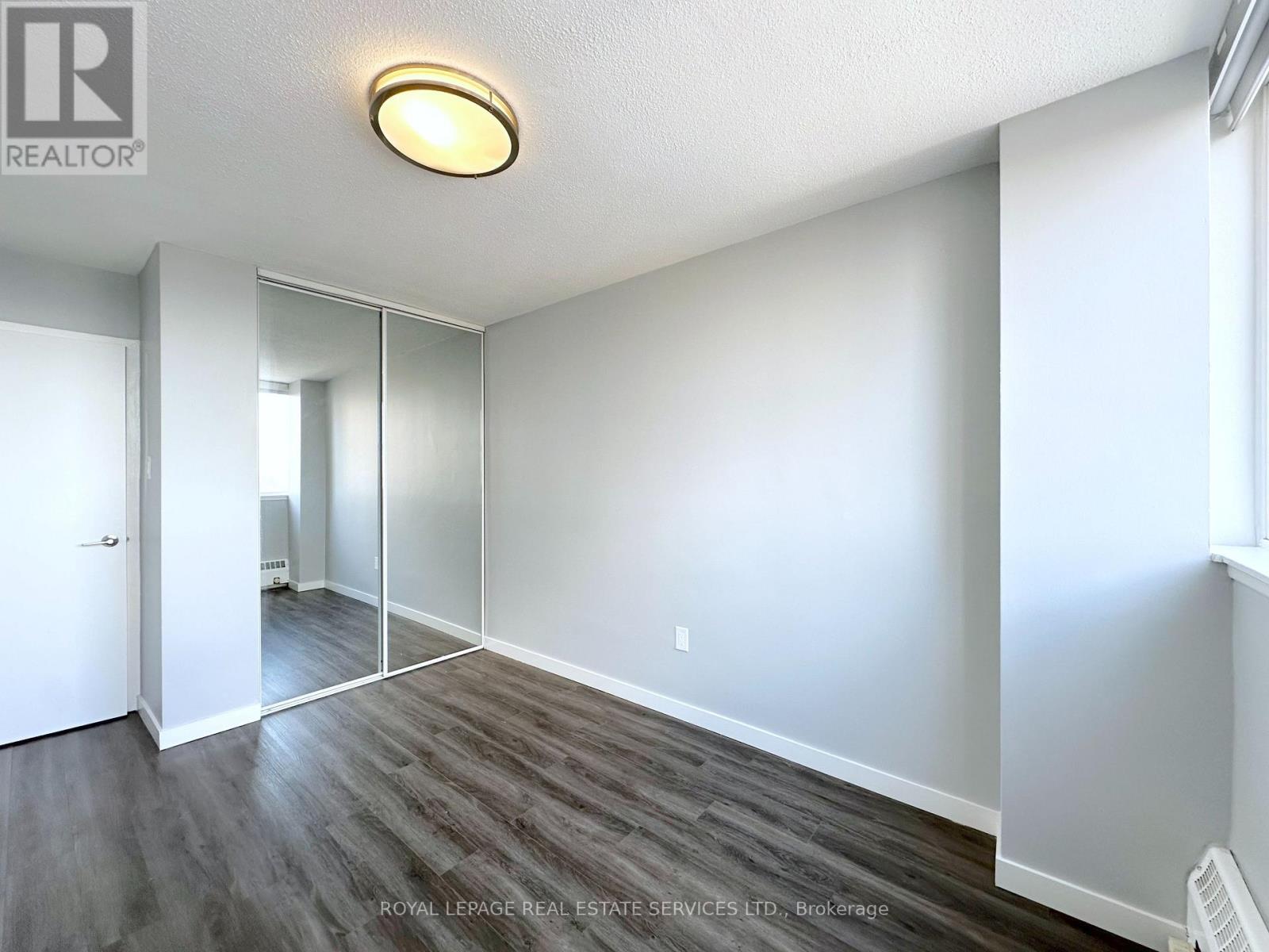 1906 - 265 Main Street, Toronto, Ontario  M4C 4X3 - Photo 10 - E12611926