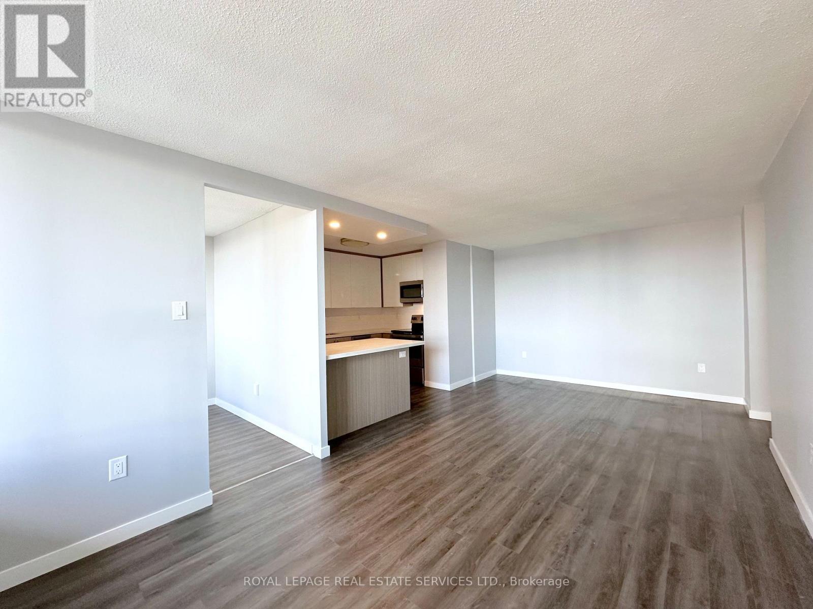 1906 - 265 Main Street, Toronto, Ontario  M4C 4X3 - Photo 2 - E12611926