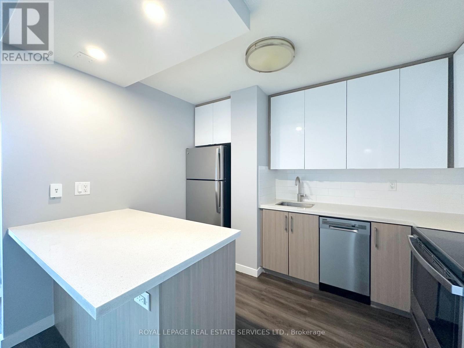 1906 - 265 Main Street, Toronto, Ontario  M4C 4X3 - Photo 3 - E12611926