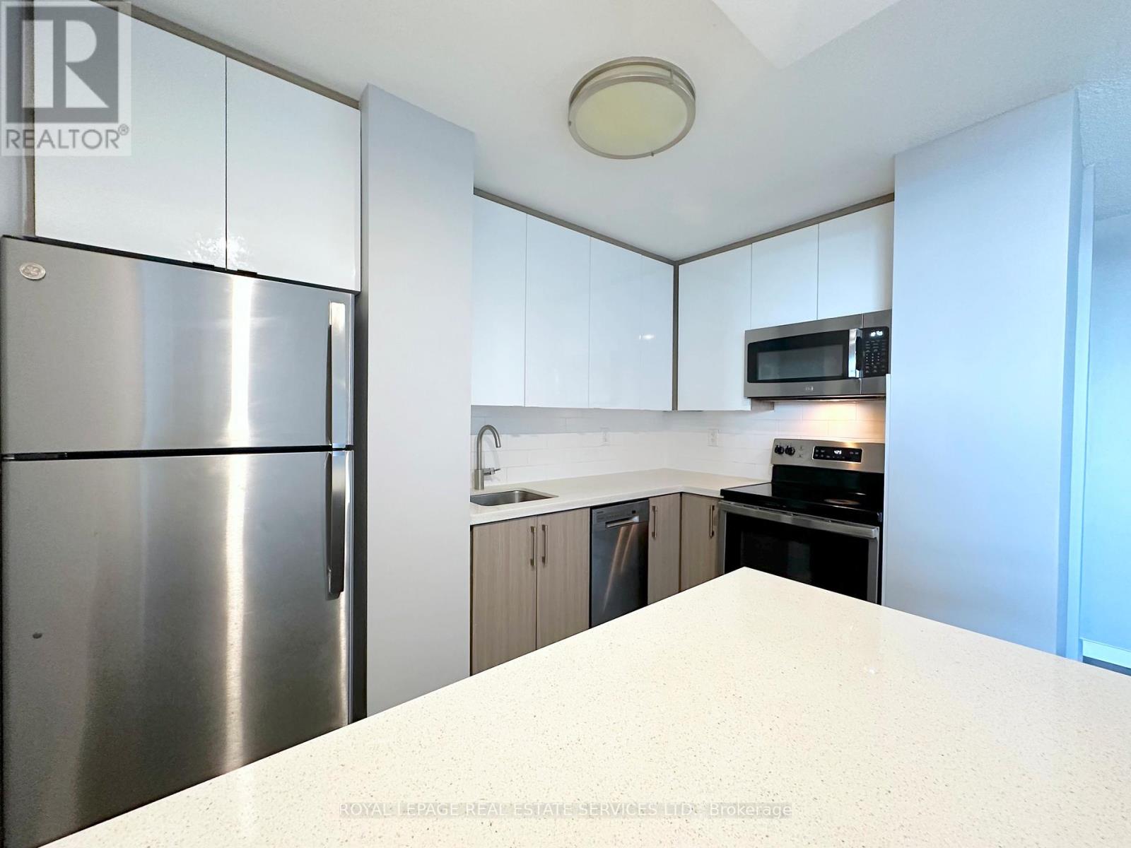 1906 - 265 Main Street, Toronto, Ontario  M4C 4X3 - Photo 4 - E12611926