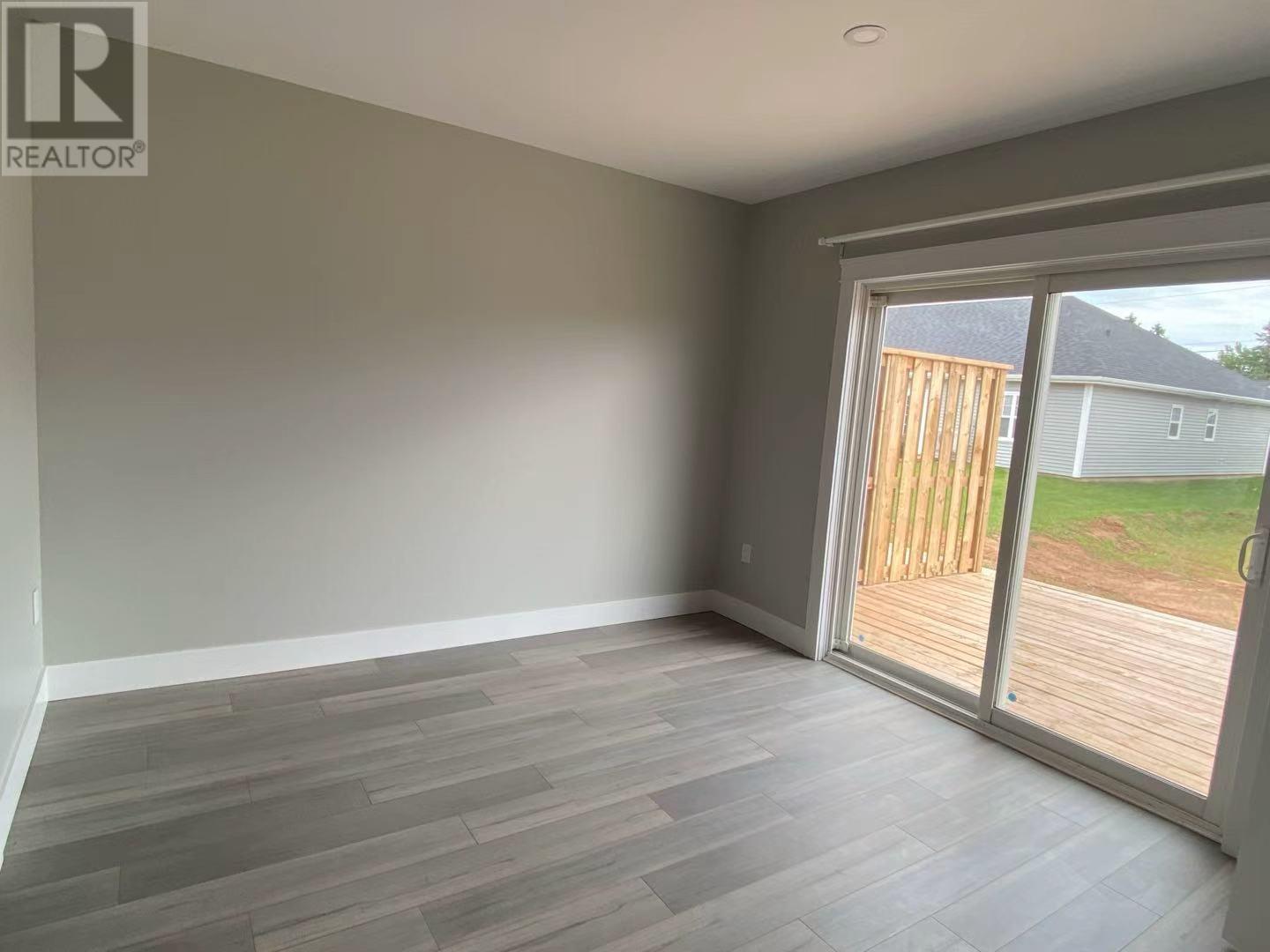 33 Aidan Street, Charlottetown, Prince Edward Island C1E 3P9 - Photo 13 - 202529162