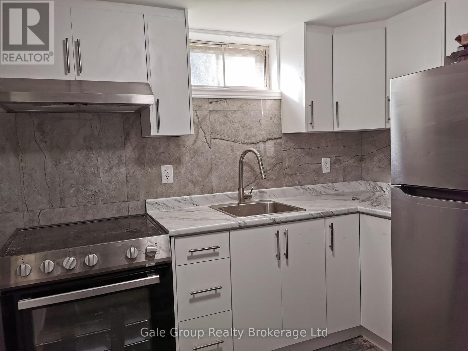 Lower - 74 Aileen Drive, Woodstock (Woodstock - South), Ontario  N4S 4A1 - Photo 4 - X12611974