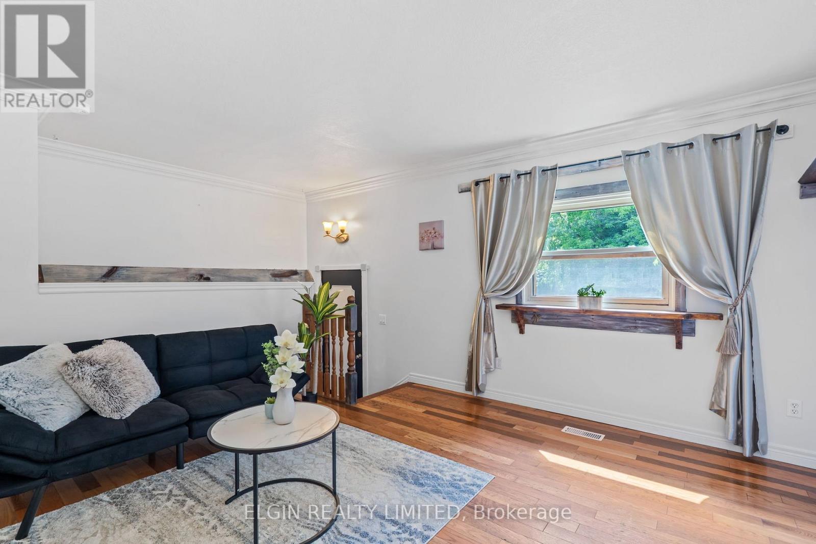 189 Emerson Avenue, London South, Ontario  N5Z 3L5 - Photo 13 - X12425524