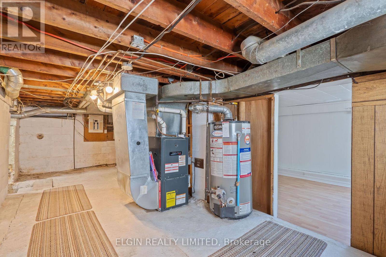 189 Emerson Avenue, London South, Ontario  N5Z 3L5 - Photo 29 - X12425524